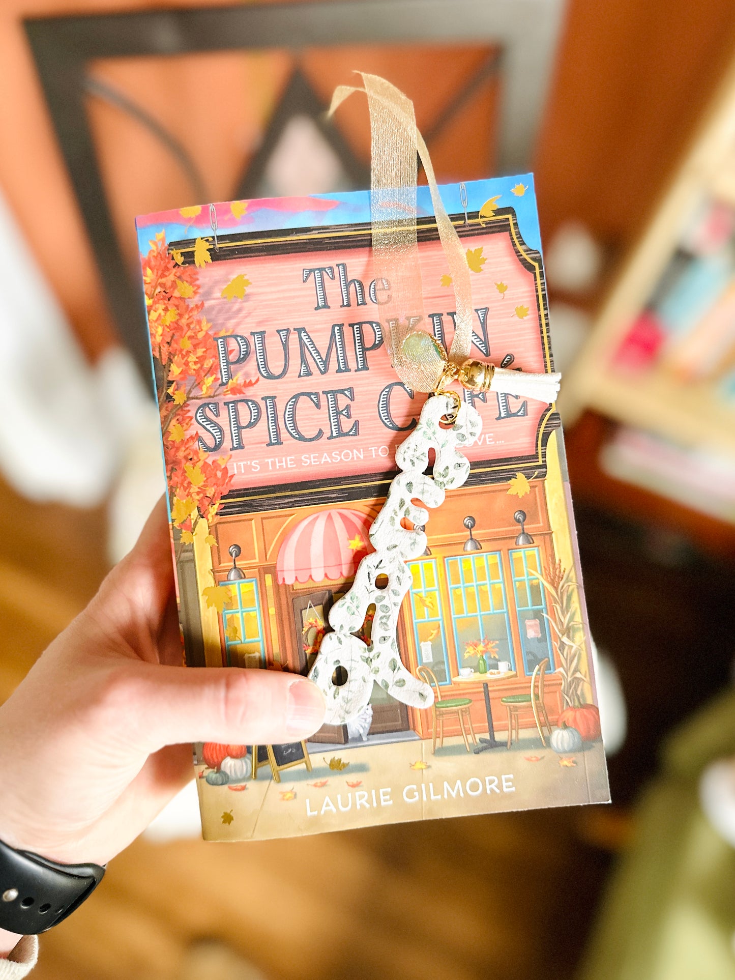 Foliage “Read” Bookmark | Handmade Polymer Clay Bookmark