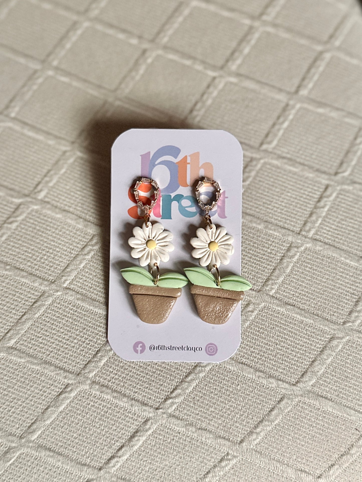 Daisy Pot Dangles - Handmade Polymer Clay Earrings