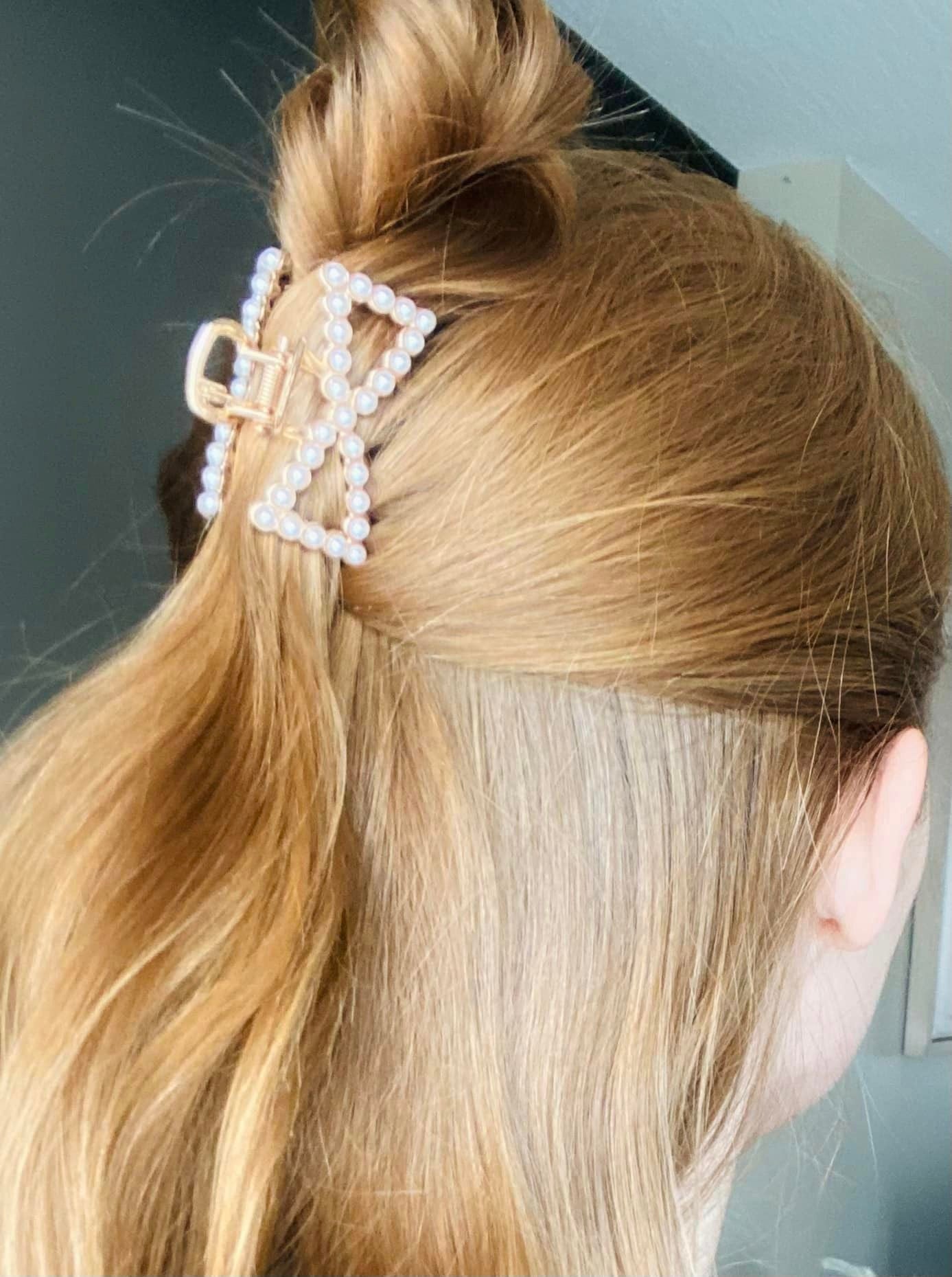 PEARL | Small Sized Hair Claw