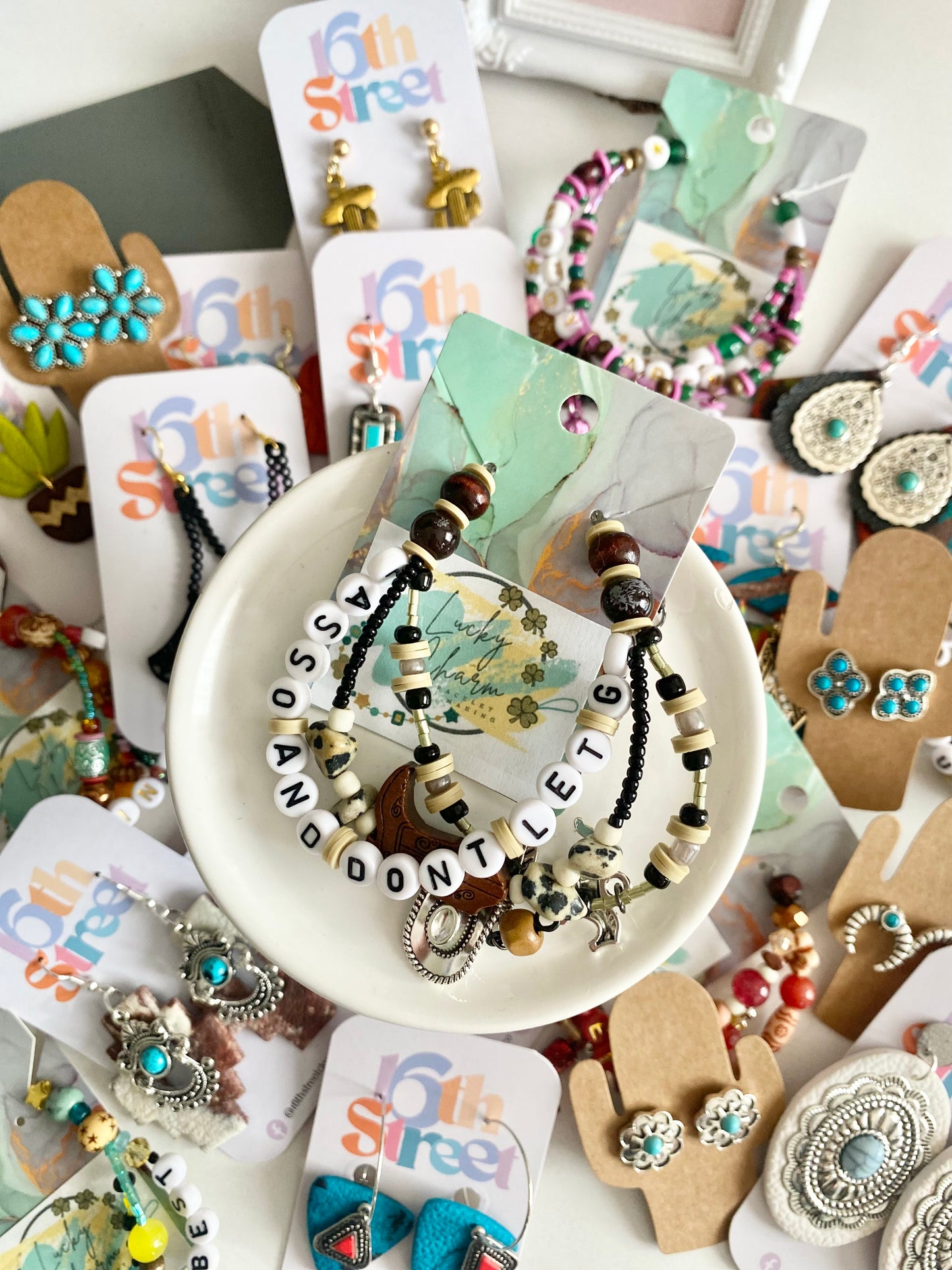 Lasso and Don’t Let Go Friendship Bracelet | Lucky Charm Jewelry Making
