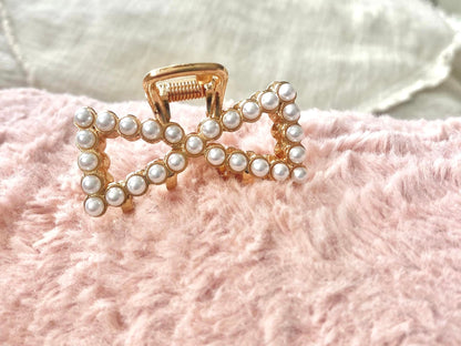 PEARL | Small Sized Hair Claw